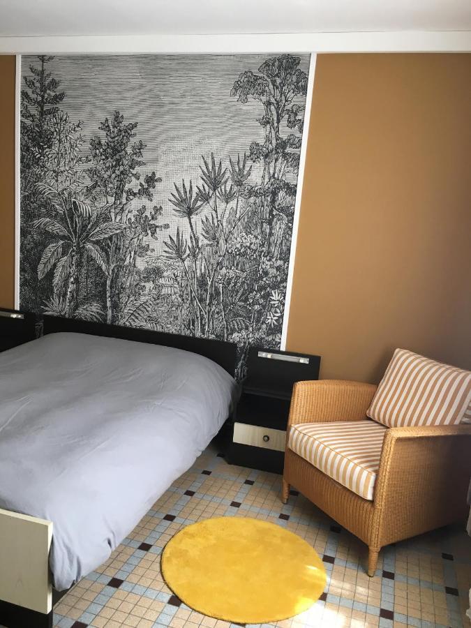 Charmant Appartement Sur Cour, Le Cerisier Bagnères-de-Bigorre Exterior foto